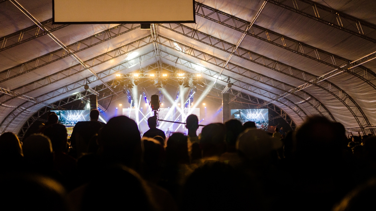 Black Creative What is Hustle Culture YouTube Thumbnail (1)