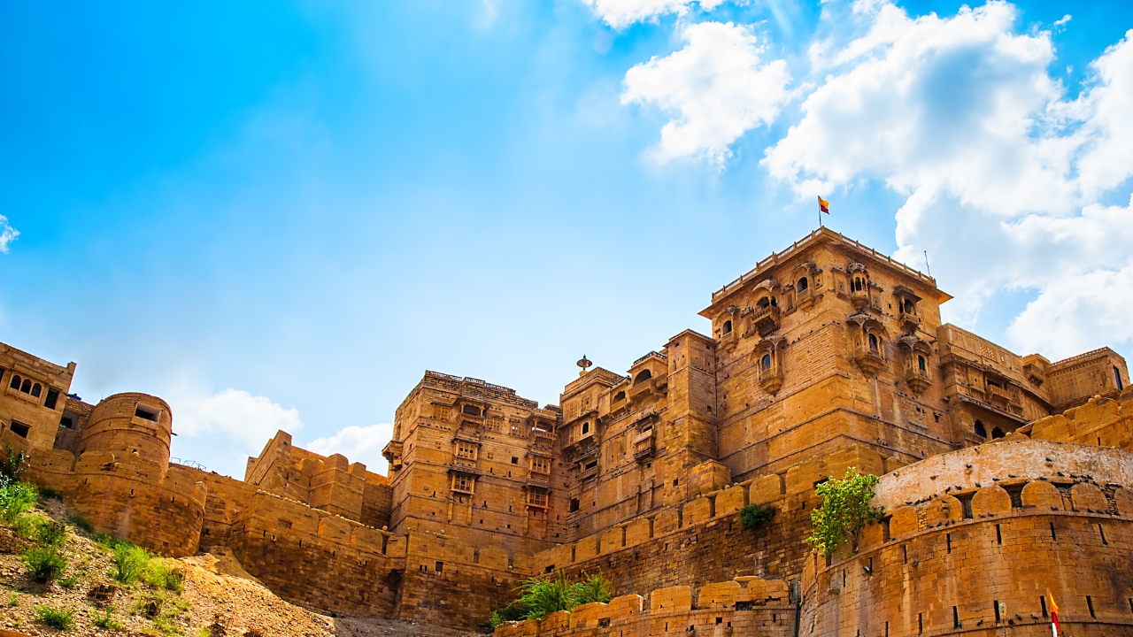 Black Creative What is Hustle Culture YouTube Thumbnail (2)